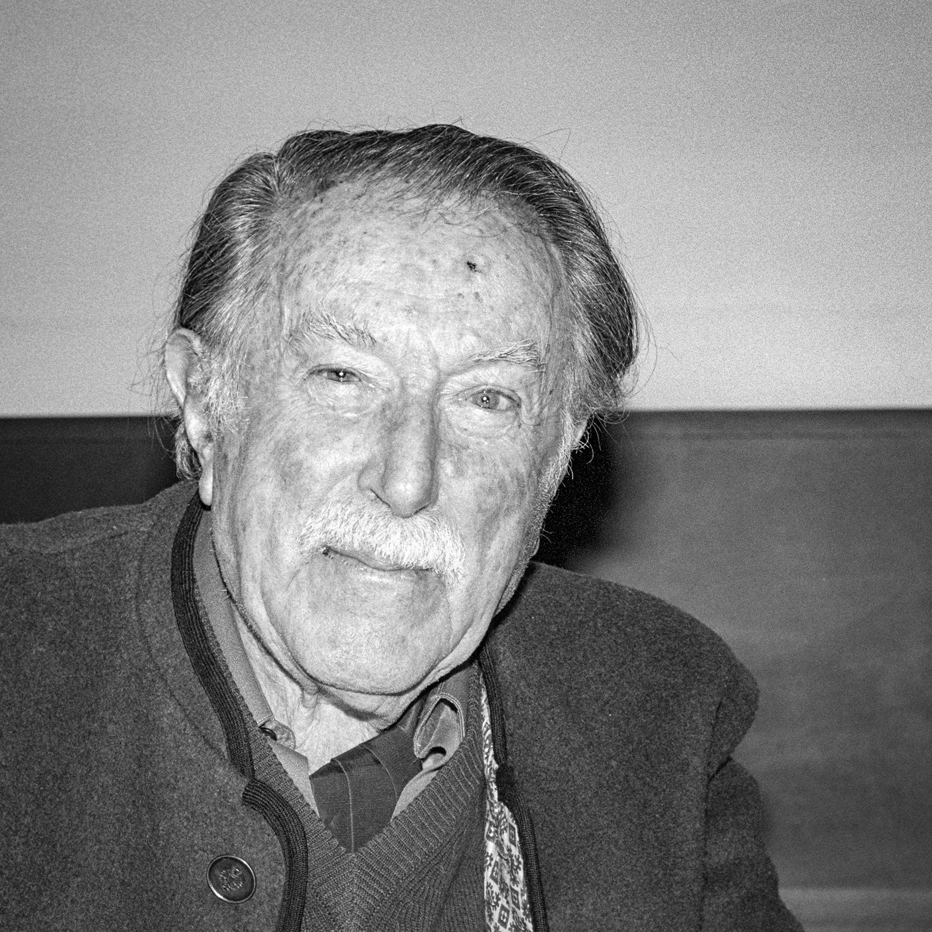 Schwarzweißbild: Portrait von Julius Shulman (Foto: Martin Frech, 10/2005)