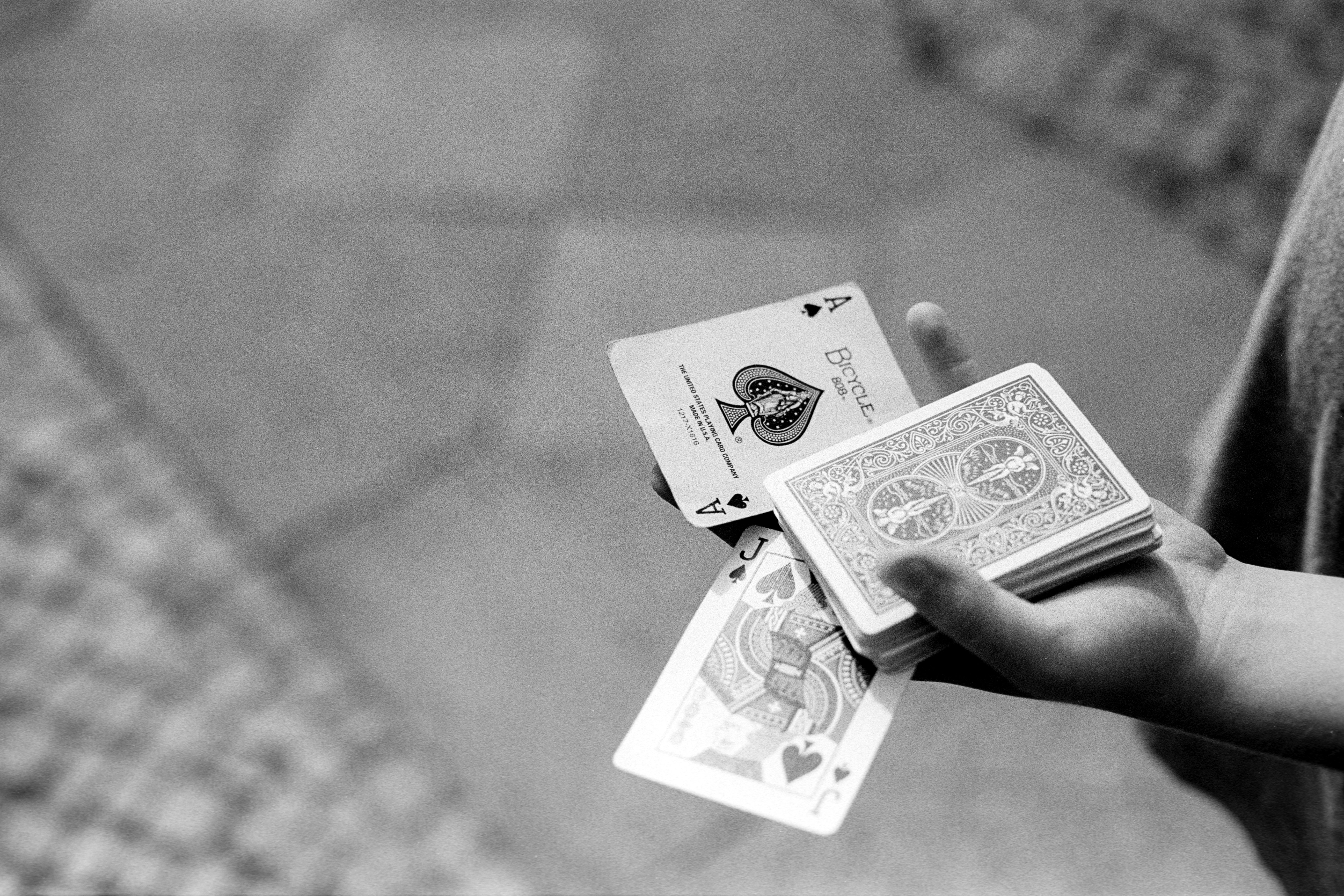 Card production; Scan von Eastman 5222, entwickelt in Xtol (Foto: Martin Frech, 8/2017)